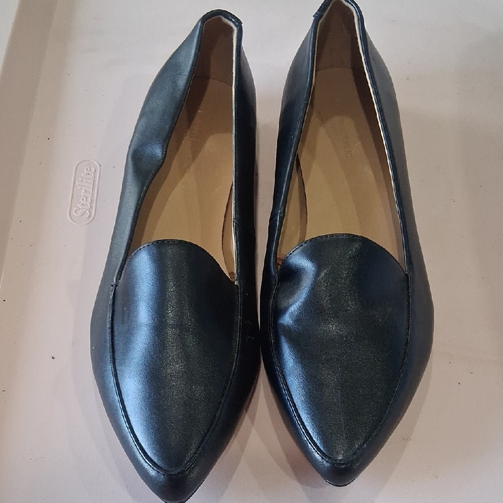 BANANA REPUBLIC Elegant Black Women's Loafers